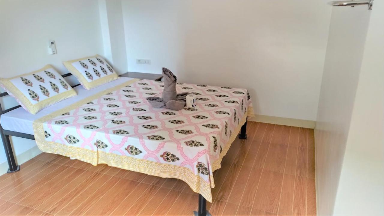 Hotel Ashoka Ель-Нідо Екстер'єр фото